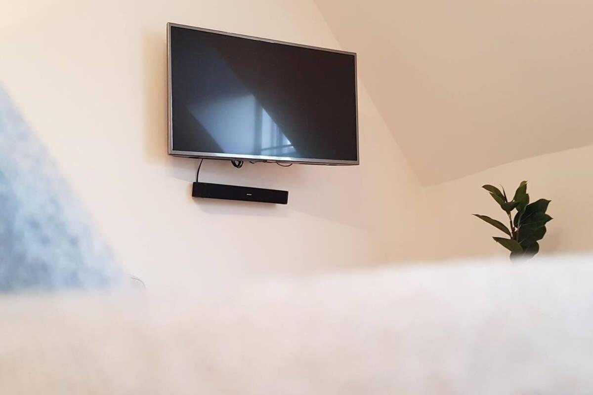 Modern In The Heart Of With Secure Underground Parking Apartment Oxford