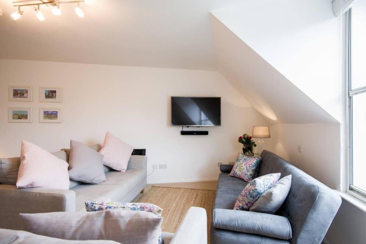 Modern In The Heart Of With Secure Underground Parking Oxford