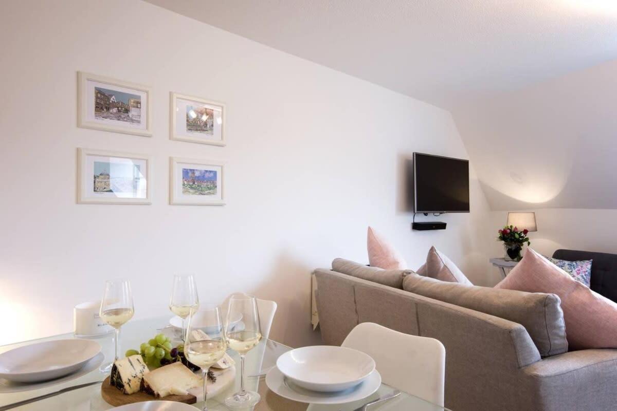Modern In The Heart Of With Secure Underground Parking