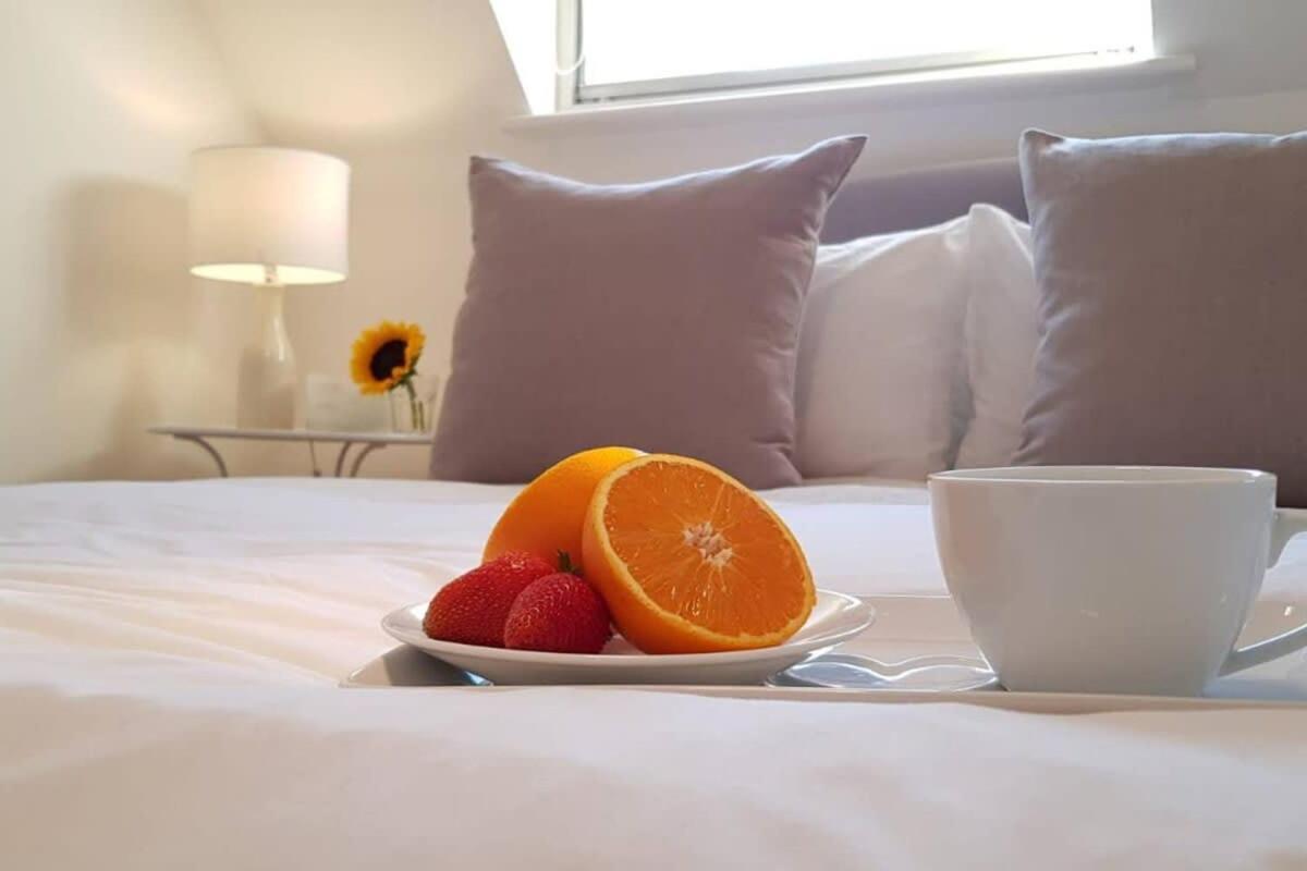 Modern In The Heart Of With Secure Underground Parking Apartamento
