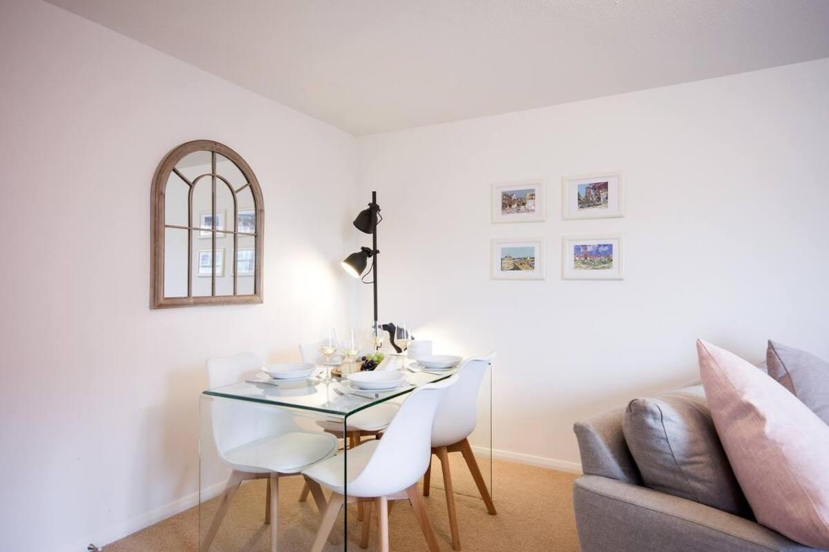 Modern In The Heart Of With Secure Underground Parking * Oxford
