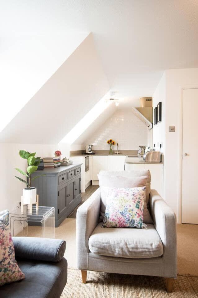 Modern In The Heart Of With Secure Underground Parking Apartment