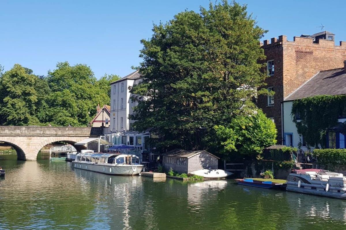 Modern In The Heart Of With Secure Underground Parking *